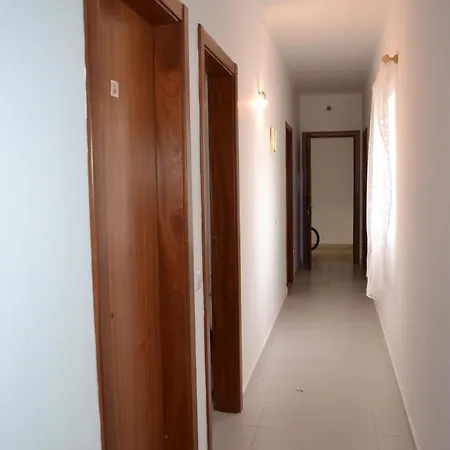 بيت ضيافة Low Cost